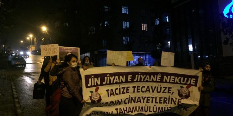 ‘Faillerin üniformalı olması ve ceza almaması tesadüf müdür?’