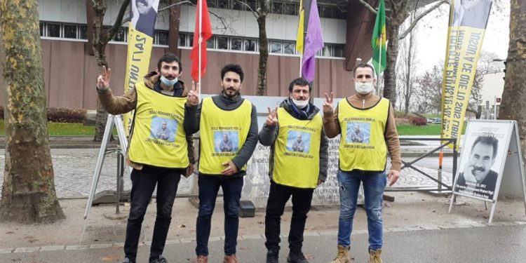 Özgürlük Nöbeti’ni Kürt gençleri devraldı