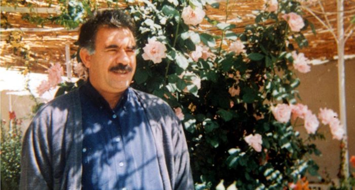 “Ülkesi ve kimliğini yitirenin güçlü aşkı olamaz”