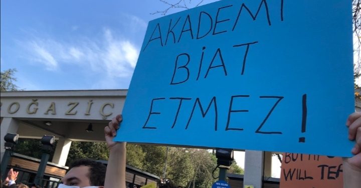Artvin’den Boğaziçi öğrencilerine destek; “Bu böyle gitmez, gençlik biat etmez”