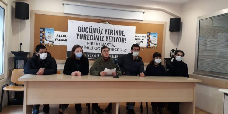 Üniversite öğrencileri: Cevabımız; öfkemizi örgütlediğimiz bir araya gelişlerimizdedir