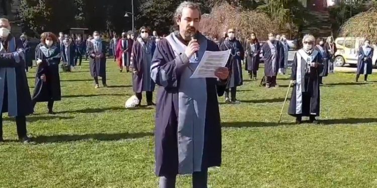 Boğaziçi akademisyenleri: Kabul etmiyoruz, vazgeçmiyoruz!