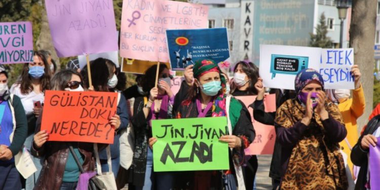 Dîlok’da 8 Mart büyük bir coşku ile kutlandı