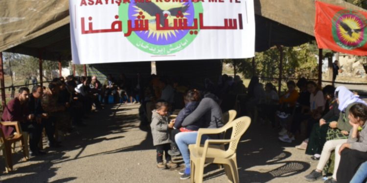 Irak askerleri Şengal’de yürüyüşe katılmak isteyen köylülere saldırdı