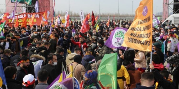 Yenikapı’da coşkulu Newroz kutlaması