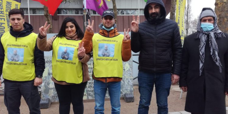 Özgürlük Nöbetini 457’nci haftasında gençler devraldı