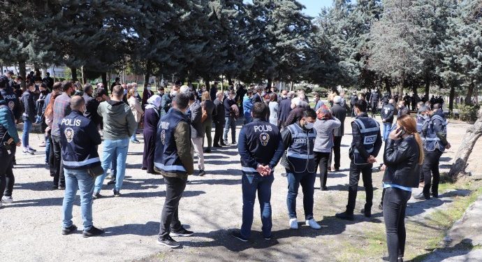 Koşuyolu Parkı’nda tecrit ve açlık grevleri için eylem gerçekleştirildi