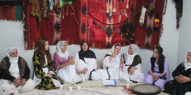 TJA, 8 Mart vesilesiyle dengbêj divanı düzenledi