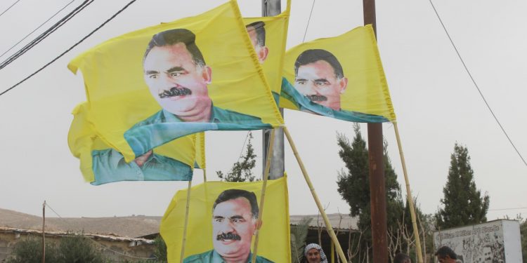 Mexmur Halkı: Önder APO’nun binlerce fedaisi var kimse Kürt halkını sınamasın!