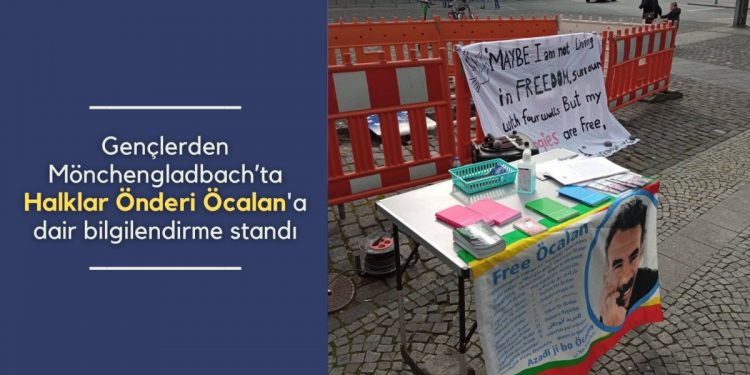 Gençlerden Mönchengladbach’ta Halklar Önderi Öcalan’a dair bilgilendirme standı