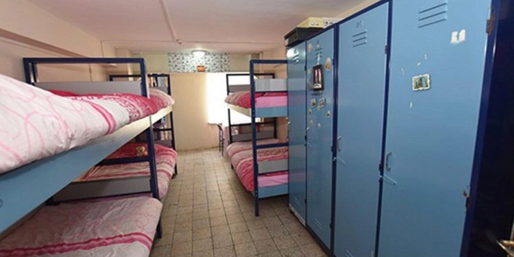 Nazi uygulamaları: Cumhurbaşkanı’na hakaret eden öğrenciler yurtta kalamazmış!