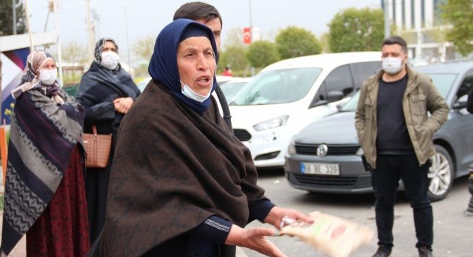 Anne Emine Şenyaşar: Bu topraklarda adalet yok buralardan gideceğiz!