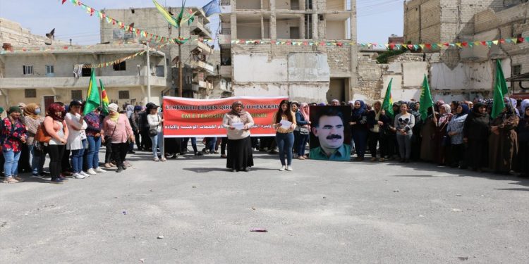 İşgale karşı halk alanlara çıktı