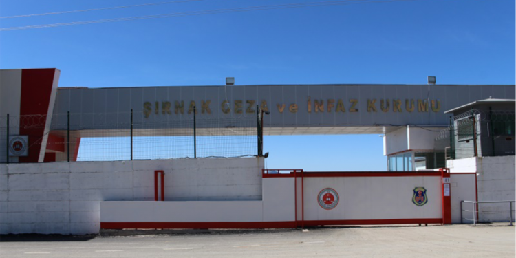 Şirnex cezaevinde 3 tutsak sürgün edildi