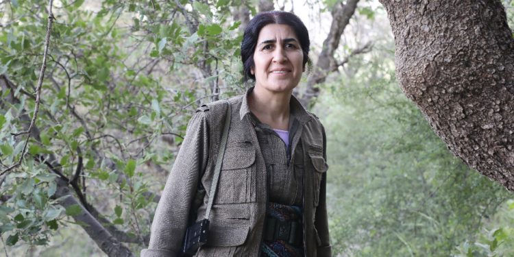 Batufa Çekdar: Tüm gençler katılımlarıyla hamleye destek sunmalıdır