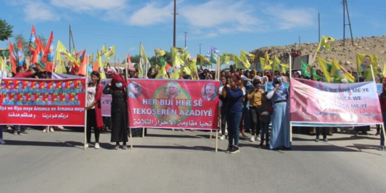 Kobanê’de işgale karşı gerillaya destek yürüyüşü