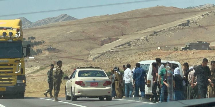 KDP canlı kalkan yürüyüşünü engelledi