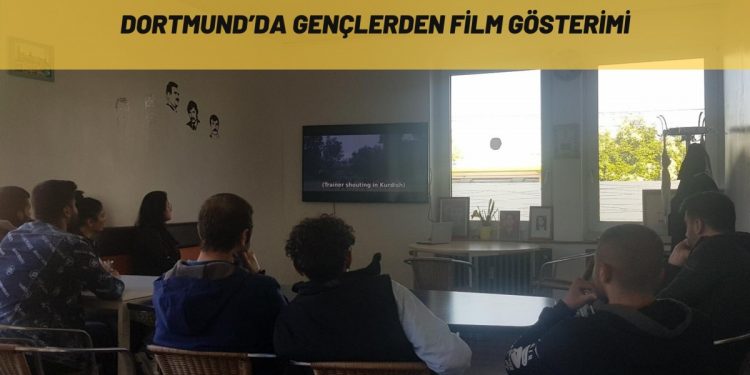 Dortmund’da gençlerden film gösterimi