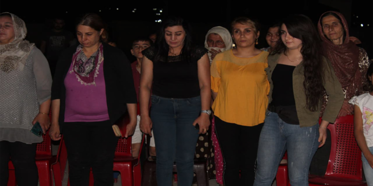 Gençlikten gerilla direnişine dikkat çekmek için sinevizyon gösterimi