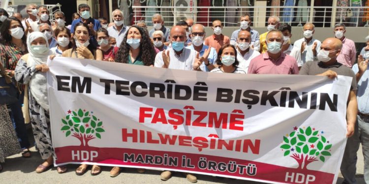 Mêrdîn’de tecrit protesto edildi – “Tecrit, savaş politikası ve katliamdır”