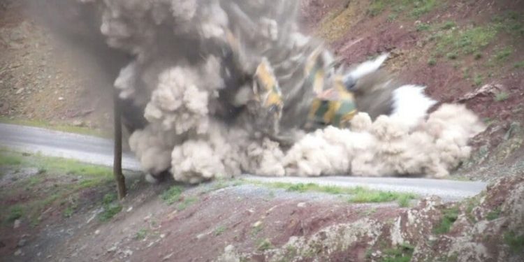 SON DAKİKA – YJA Star’dan işgalcilere ait konvoya sabotaj; 6 işgalci cezalandırıldı