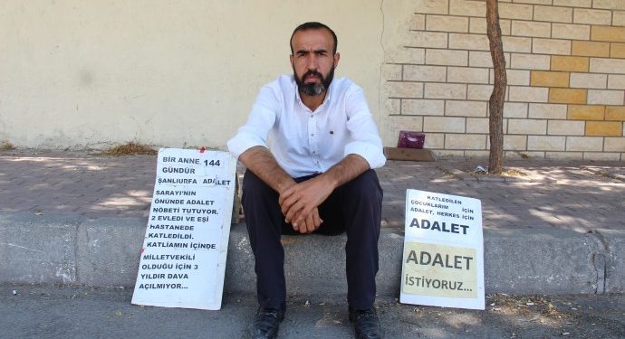 Ferit Şenyaşar: Zulüm eden savcılar tatilde, biz burada adalet nöbetindeyiz