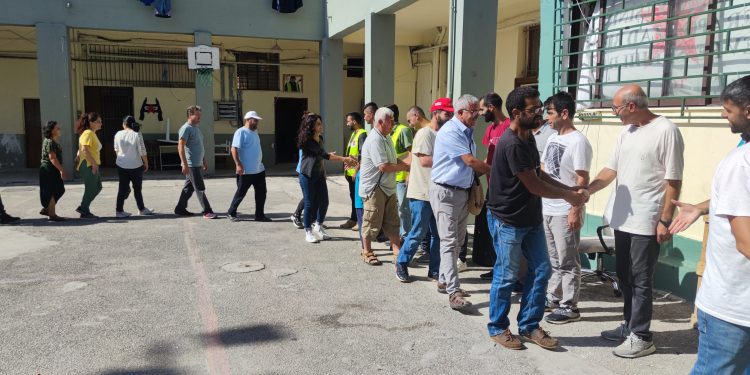 Lavrio’da açlık grevi direnişini 42’nci grup devraldı