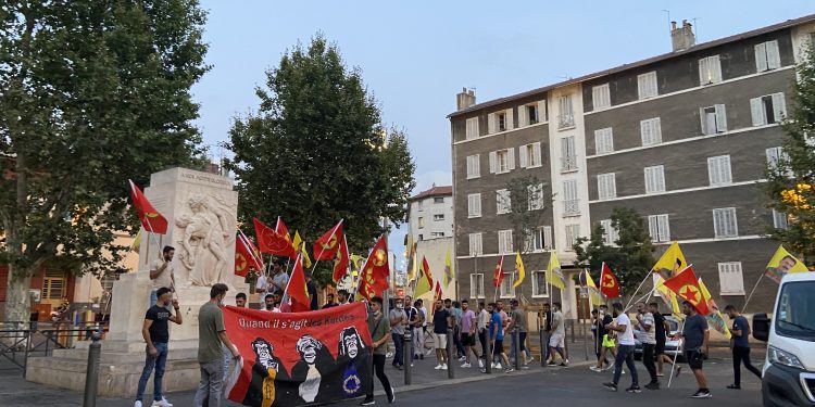 Marsilya’da gençler “İntikam alınacak” diye haykırdı