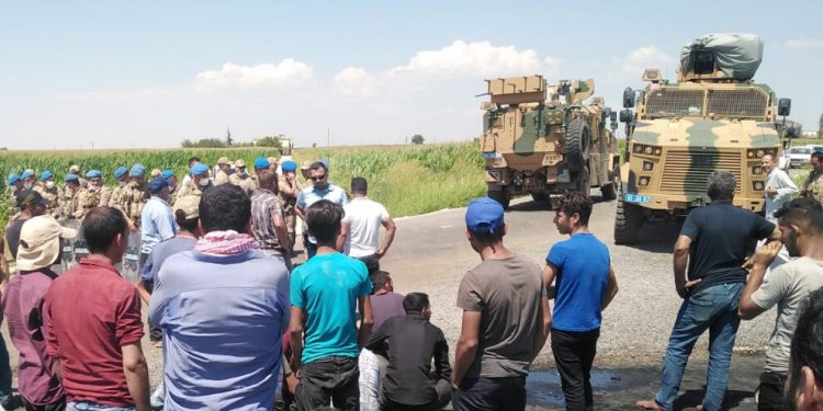 DEDAŞ’a karşı eylem yapan 11 çiftçi rehin alındı