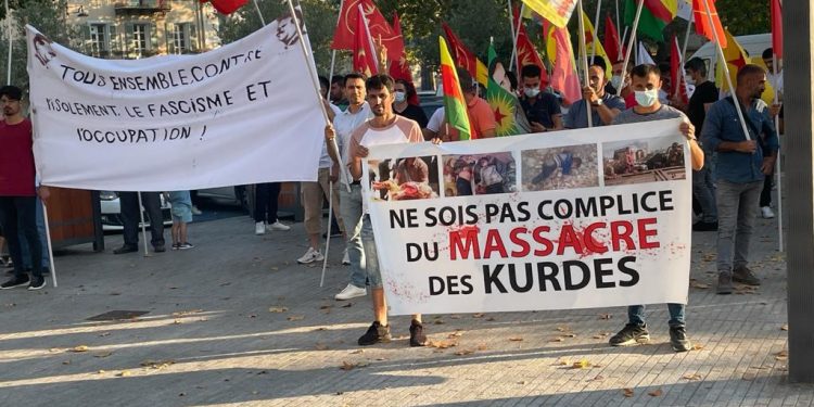 Draguignan’da gençlerden Şengal saldırısına ilişkin protesto
