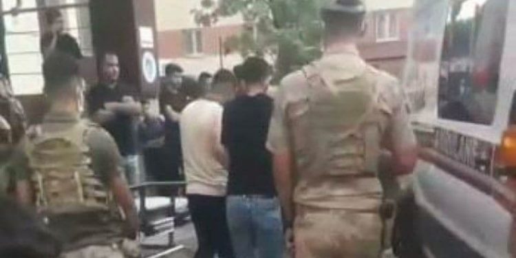 SON DAKİKA – Çatak’ta askeri aracın geçişi sırasında patlama