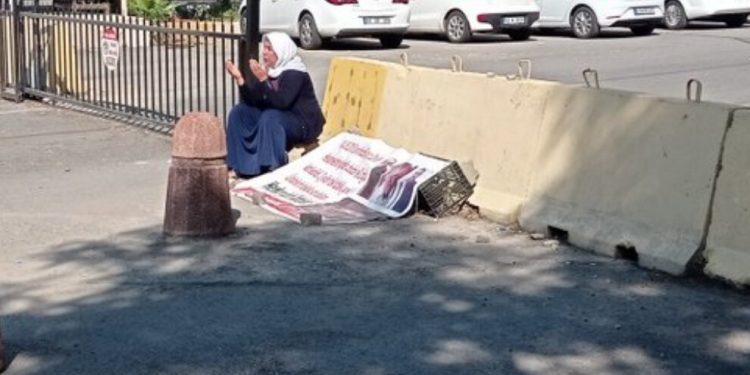 Şenyaşar ailesi: Katliamın hesabını vereceksiniz