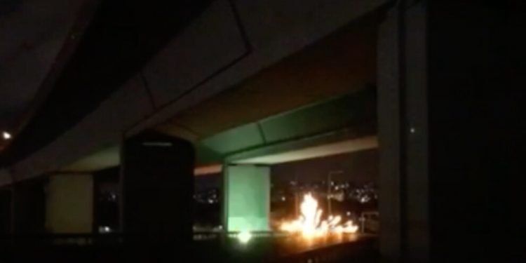 SON DAKİKA – HBDH’dan İstanbul’da yol kesme eylemi