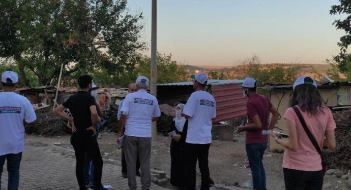 Gençlik meclisi Fiskaya’da ‘Bağımlığı kıralım’ kampanyasını anlattı