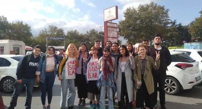 Şiddet uygulanarak rehin alınan 69 öğrenci serbest bırakıldı