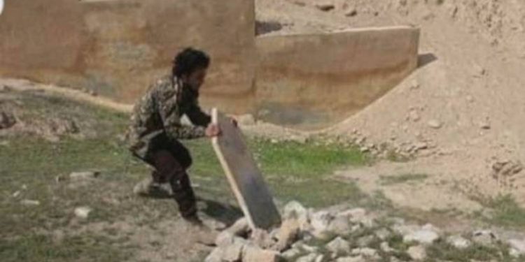 Mezar taşı hırsızı olan TC çeteleri Efrin’de 4 sivili daha kaçırdı