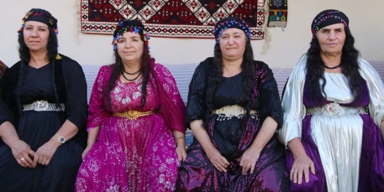 Dengbêj kadınlar: Kendi acılarımızı ve sevinçlerimizi döküyoruz bu stranlara