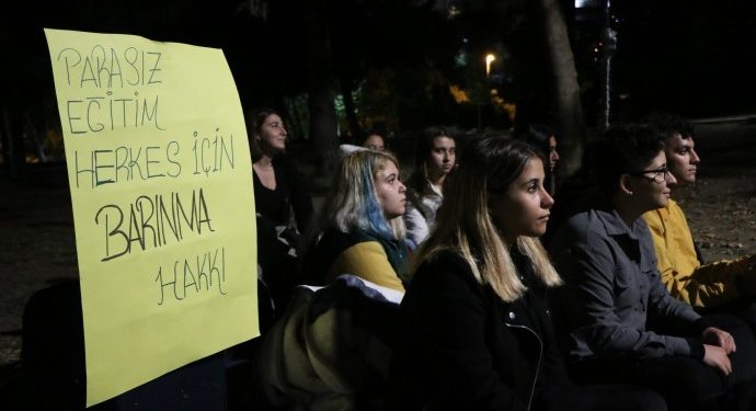 Öğrenciler, seslerini duyurmak için yeniden harekete geçmeyi planlıyor