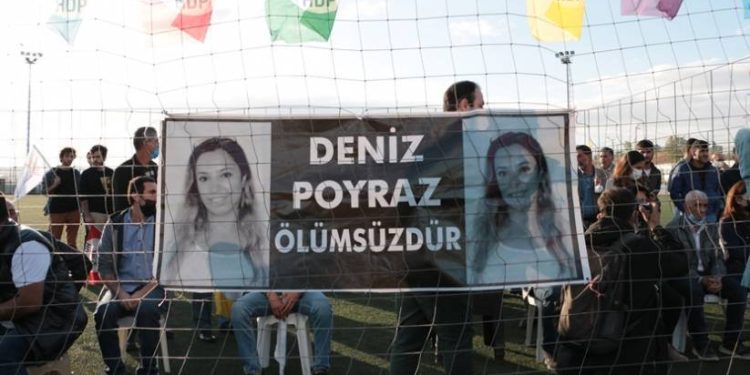 Deniz Poyraz futbol turnuvası yüzlerce kişiyle final yaptı