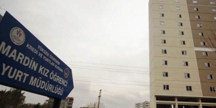 Genç kadın kaldığı öğrenci yurdunda şüpheli şekilde öldü