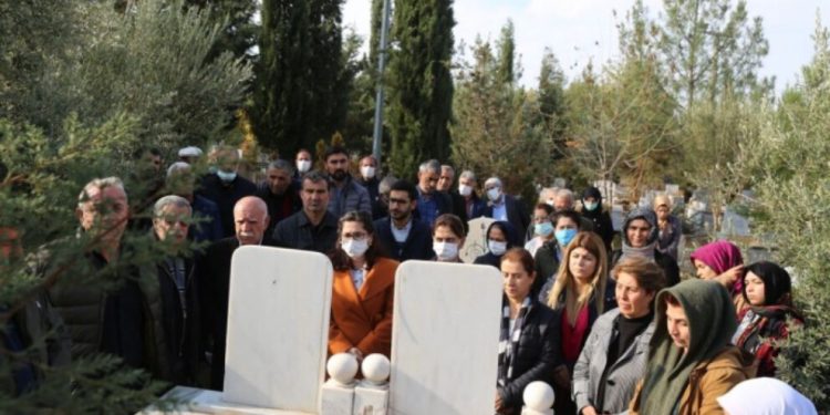 12 yaşında 13 kurşunla katledilen Uğur Kaymaz ve babası anıldı