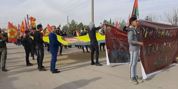 Ciwanên Şoreşger ve Yekîtîya Jinên Ciwan’ın düzenlediği uzun yürüyüş başladı