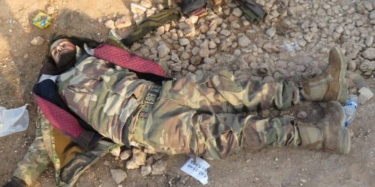 QSD: Eyn Îsa’da 5 çete öldürüldü, çok sayıda cephanelik ele geçirildi