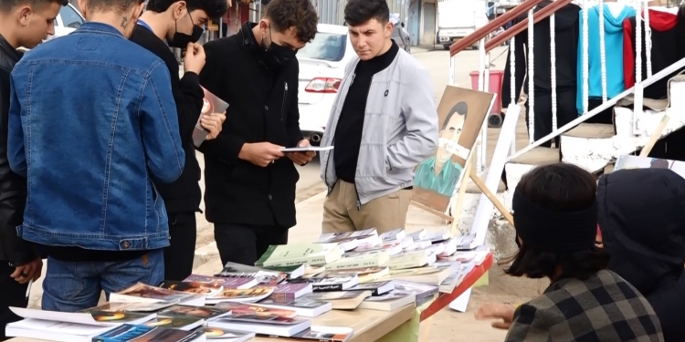 Êzidî genç kadınlar 15 Şubat uluslararası komploya karşı stand açtı