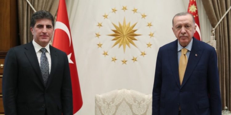 İşgal saldırıları ardından, faşist şef ve ihanetçi Barzani aynı karede görüntülendi
