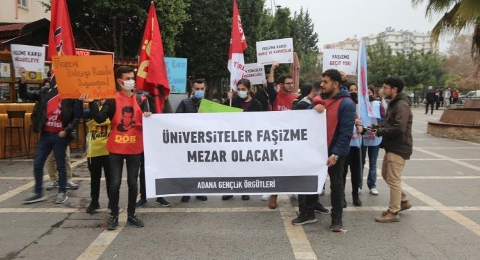 Faşizme karşı bir tepki de Adana Gençlik Örgütlerinden geldi – Bir çok yerden benzer hamleler bekleniyor