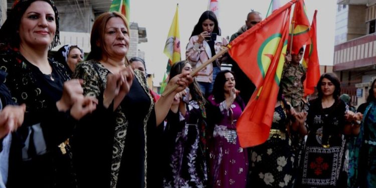 Hesekê ve Minbic’de 8 Mart coşkusu