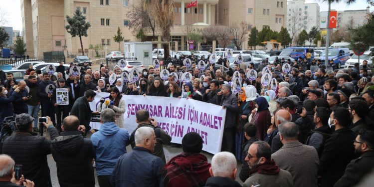 Adalet Nöbeti 367’nci gününde; İki kişi başladık, yarın milyonlar olacağız!