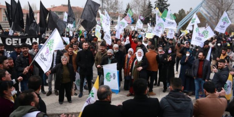 Ankara’da Newroz “Çerxa Şoreşê Marşı” ile başladı