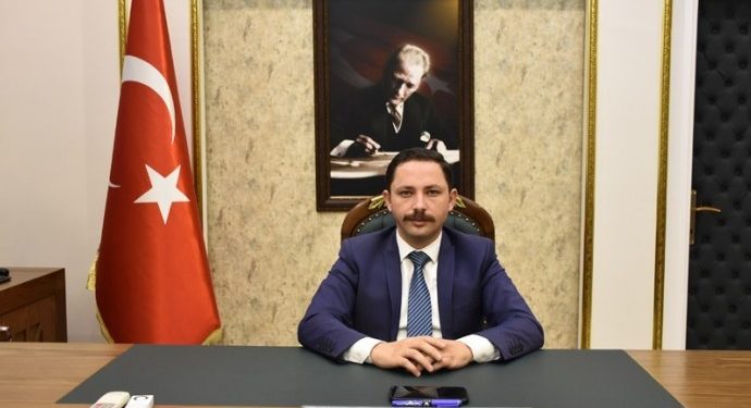 Sözde Kaymakamın keyfine bak – Hastaneye gitmek yerine hastaneyi ayağına getirtti!